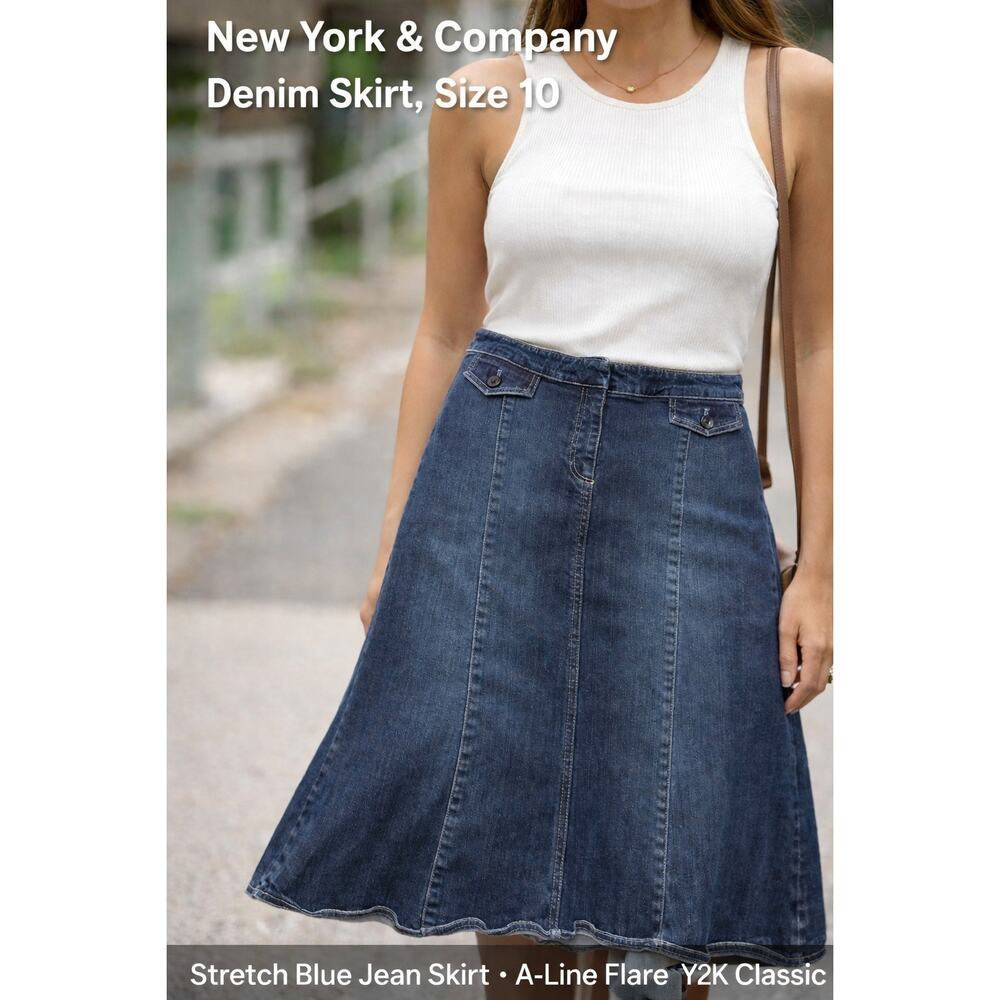 New York & Company Denim Skirt Size 10